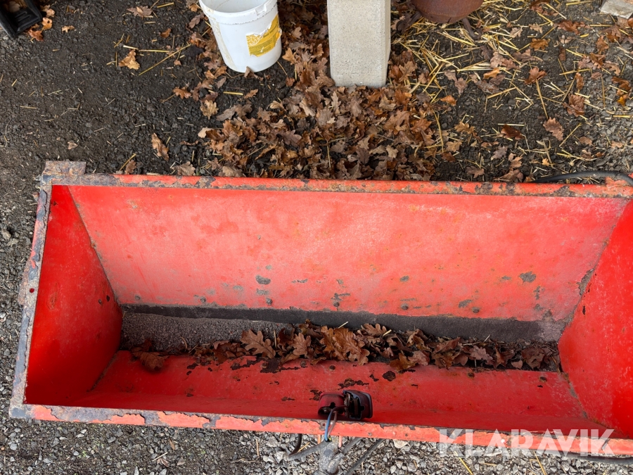 Sandspridare Husqvarna S1001