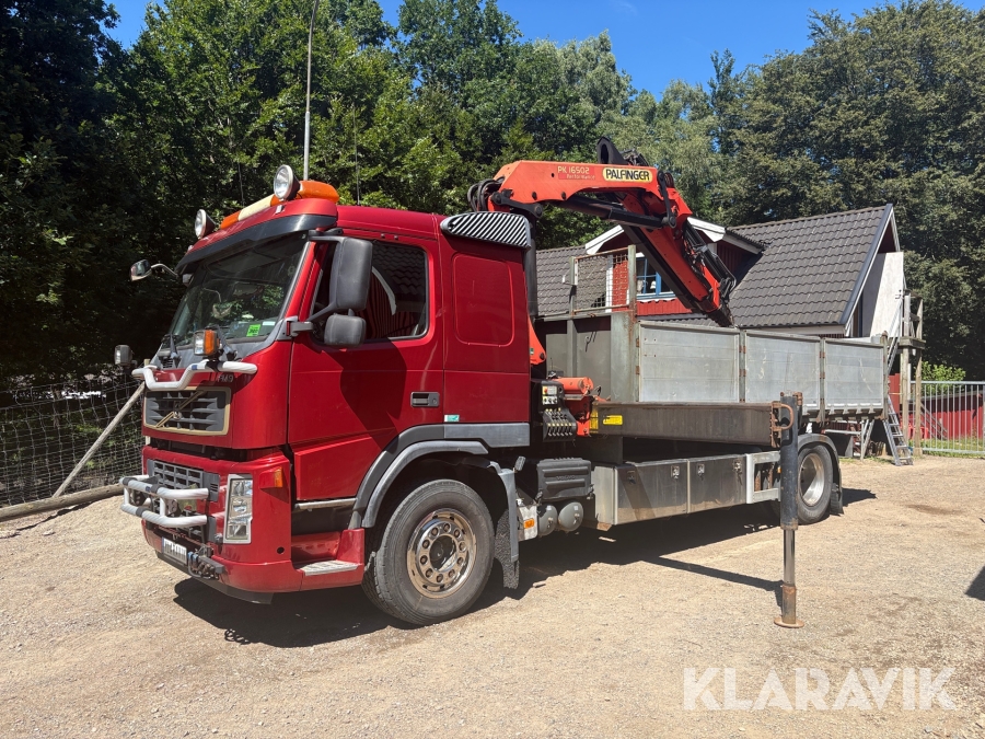 Kranbil Volvo FM9 4X2 med tipp och kran