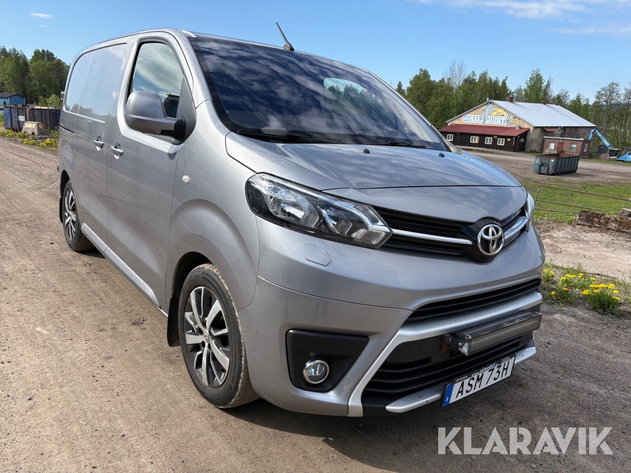 Skåpbil Toyota Proace