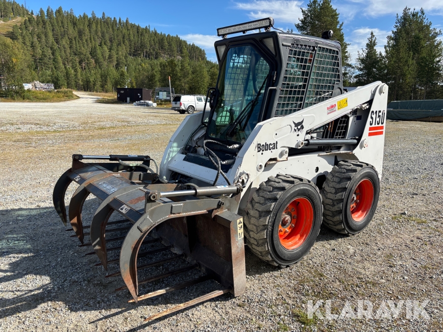 Kompaktlastare Bobcat S150 med redskap