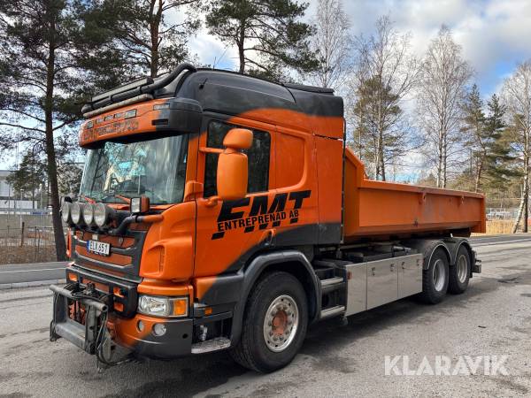 Lastväxlare Scania P 450 6x2 Plogutrustad