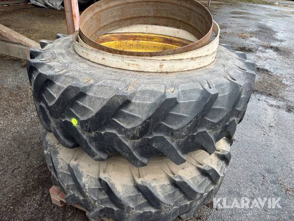 Dubbelmontage Pirelli 16,9-34