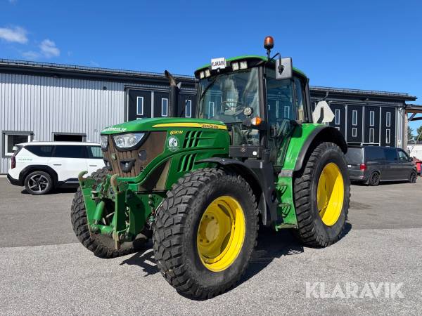 Traktor John Deere 6130M frontlyft 4wd