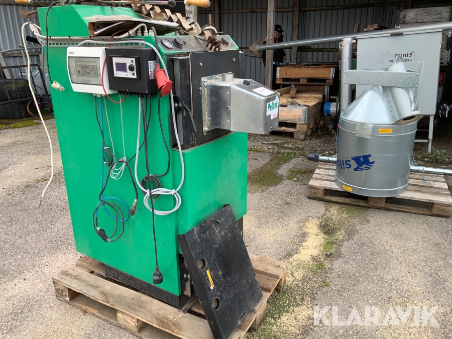 Pelletspanna Calmar pannan Ved 65 med pelletsbrännare