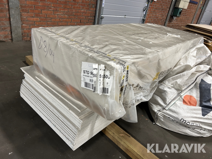 Farmacellskivor Norgips STD 900x1250 ca 40 skivor med spackelkant