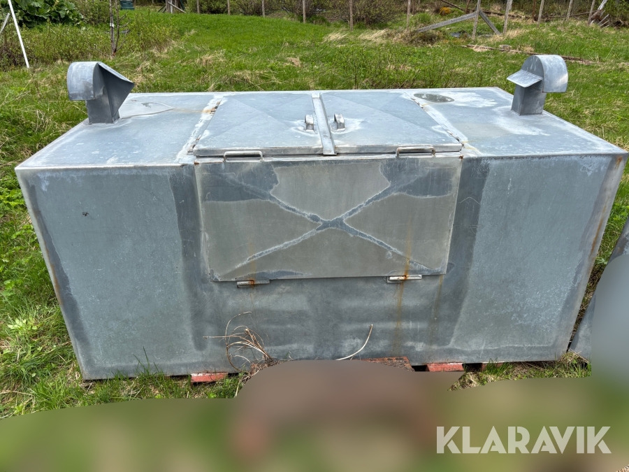 Kraftfodertank egentillverkad