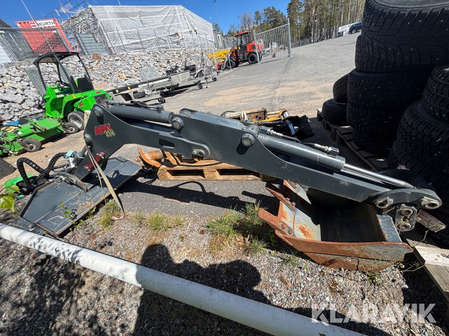 Grävarm Avant 210 med tandskopa