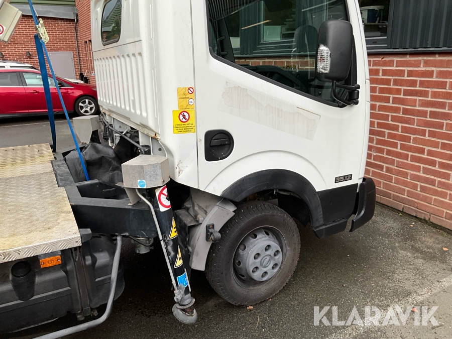Billift Nissan NT 400 med GSR-lift
