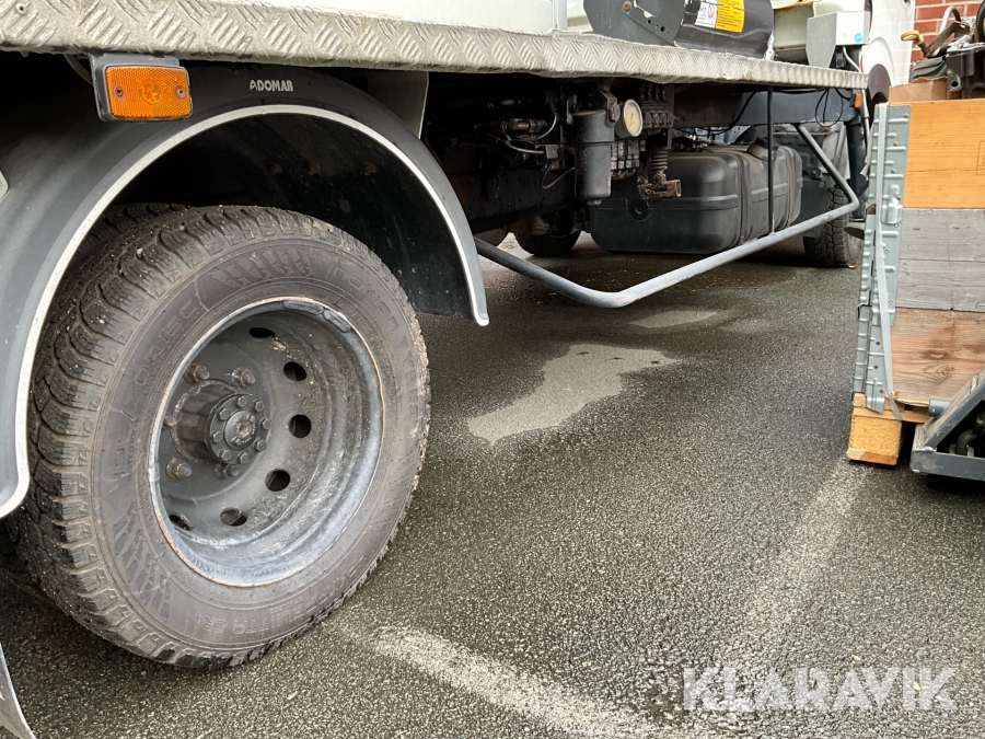 Billift Nissan NT 400 med GSR-lift