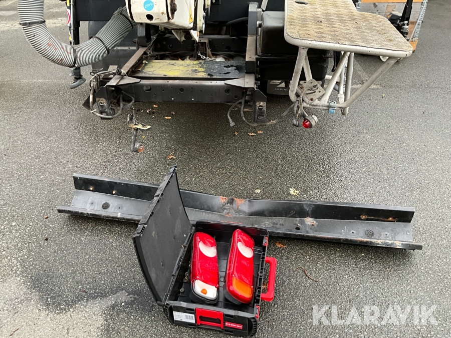 Billift Nissan NT 400 med GSR-lift