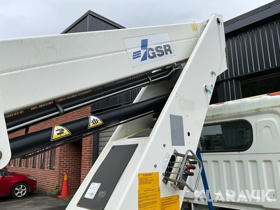 Billift Nissan NT 400 med GSR-lift
