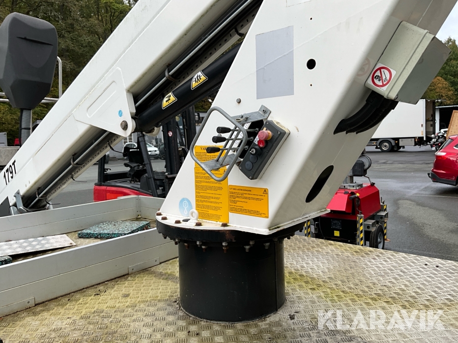 Billift Nissan NT 400 med GSR-lift