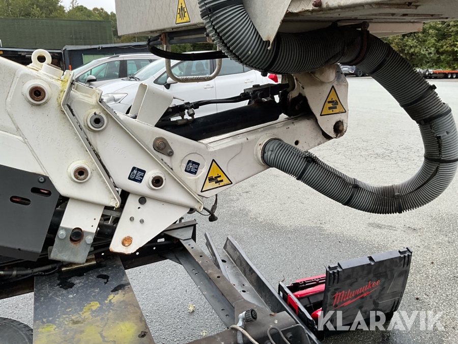 Billift Nissan NT 400 med GSR-lift