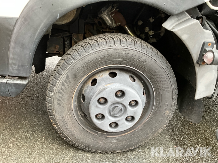 Billift Nissan NT 400 med GSR-lift
