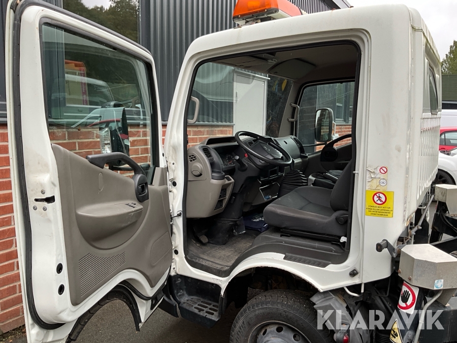 Billift Nissan NT 400 med GSR-lift