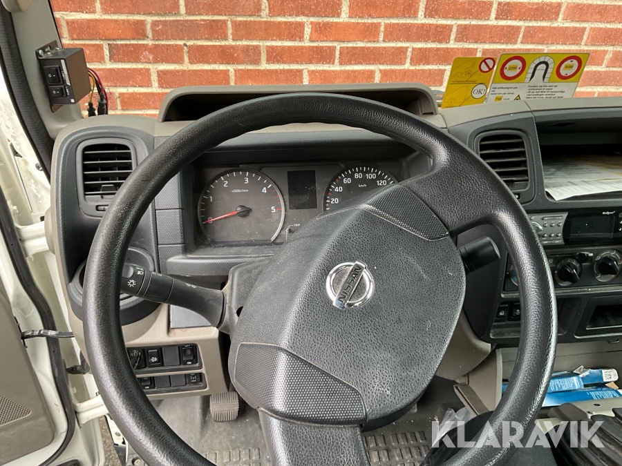 Billift Nissan NT 400 med GSR-lift