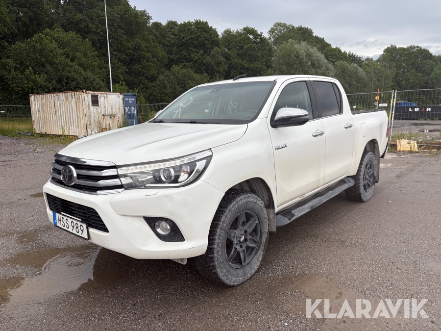 Pickup Toyota Hilux Dubbelhytt 2,4 AWD
