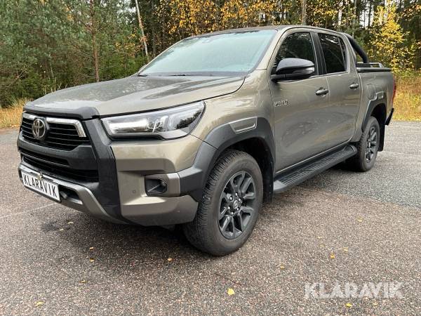 Pickup Toyota Hilux Dubbelhytt 2.8 MHEV AWD
