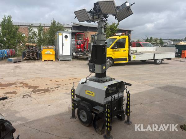 Belysningsmast Tsr-light Luxtower 4X150W teleskop på hjul 7 m LED