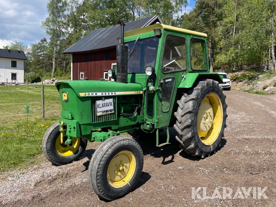 Traktor John Deere 1120