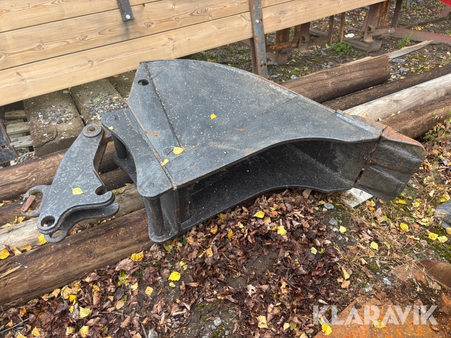 Smalskopa / Dikesskopa Huddig med utkastare. S-45.