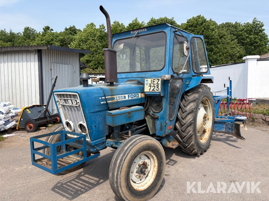 Traktor Ford 3600