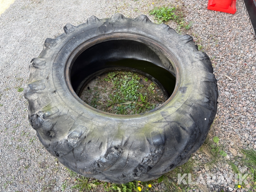 Skogsdäck Trelleborg Twin 422