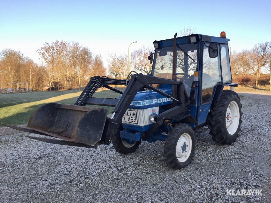 Kompakttraktor Ford 1710 med lastare 