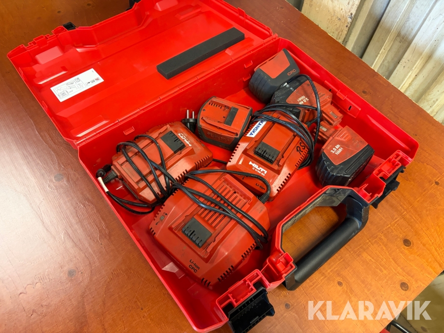 Laddare och batteri Hilti