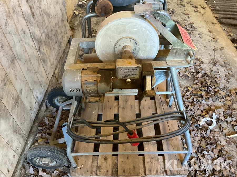 Slipsten med smärjel Kiruna-slipen M-S-50-450