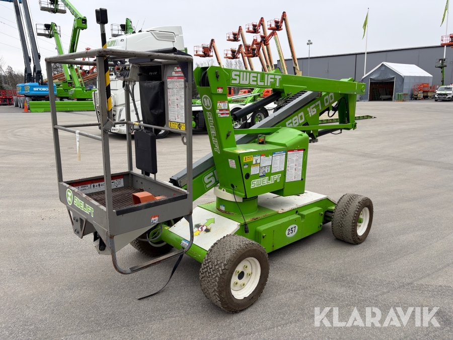 Vikbomslift Nifty HR 12 NE