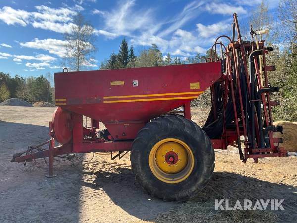 Gödningsspridare Tive 4012