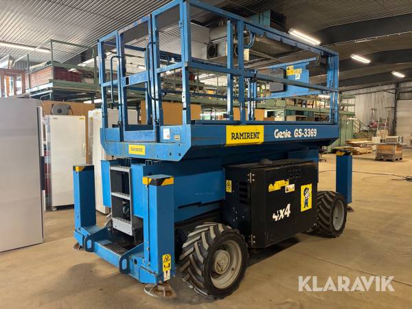 Saxlift Genie GS3369RT 12meter / Diesel