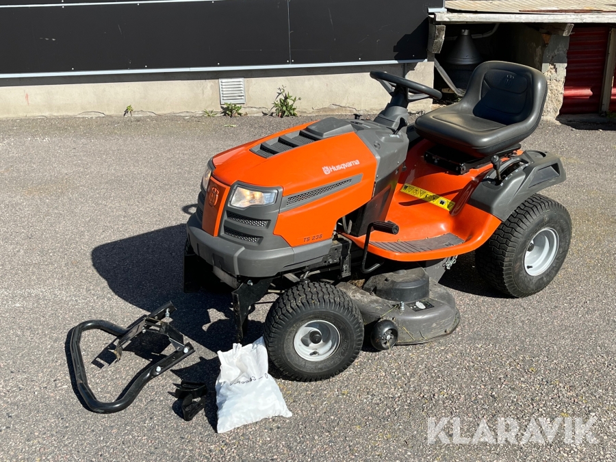Åkgräsklippare Husqvarna TS 238