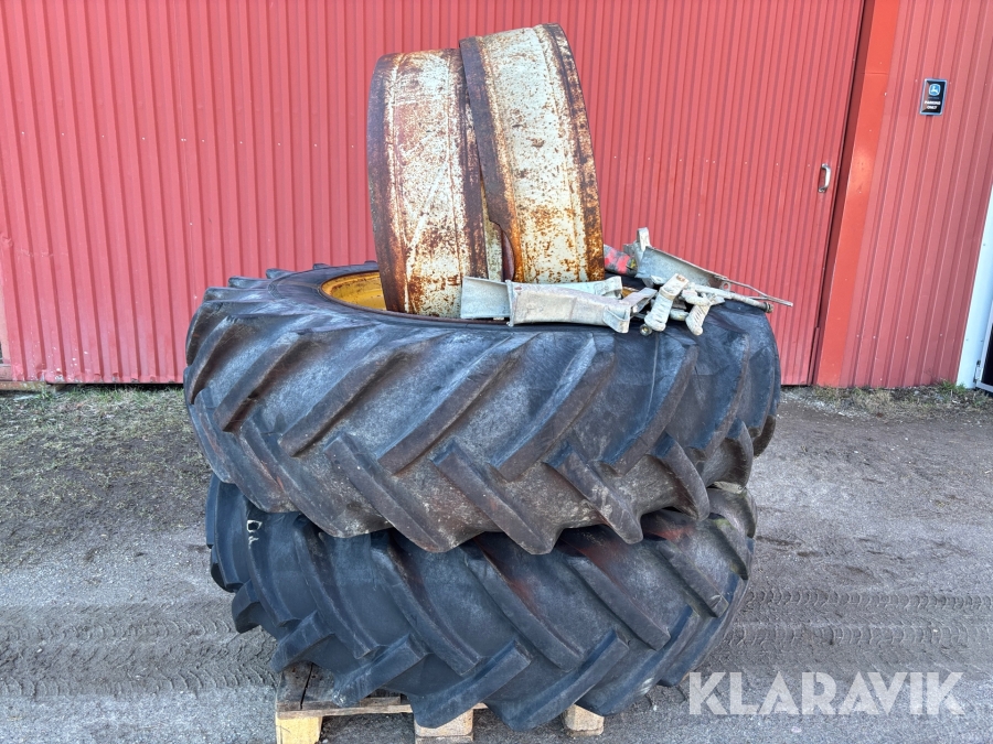 Dubbelmontage Barum 18.4/15-34