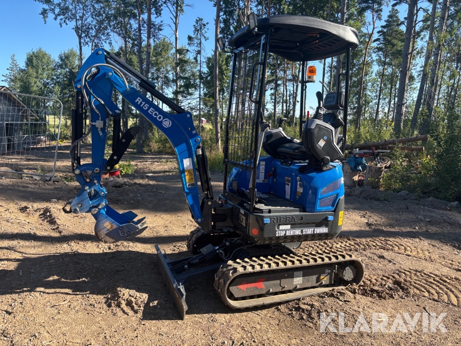 Grävmaskin / minigrävare Rippa R15 med flera redskap