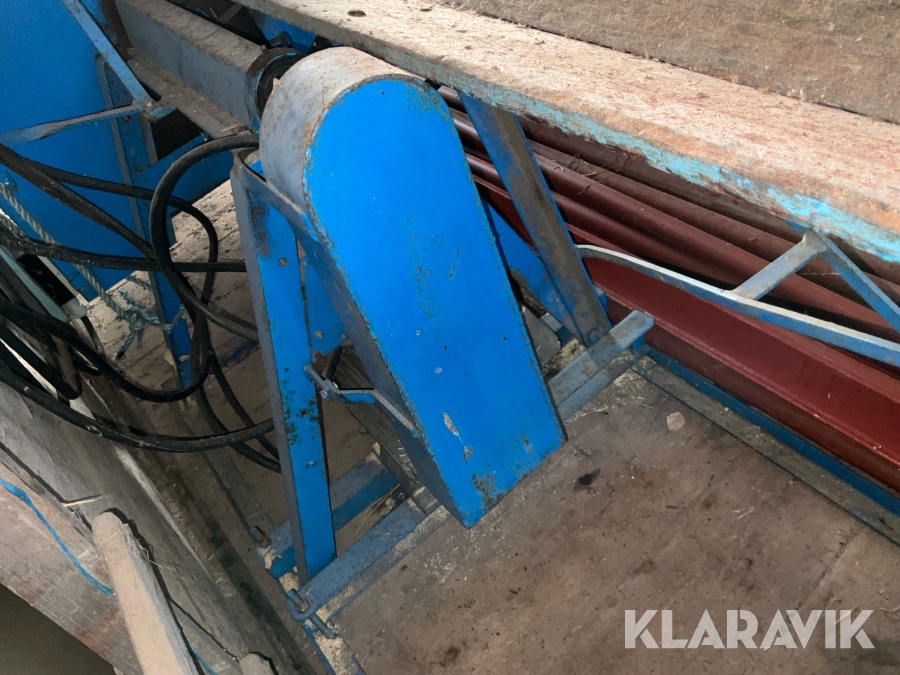 Vedkap, vedklyv och transportör