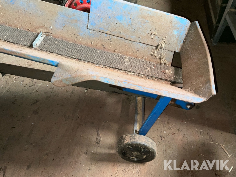 Vedkap, vedklyv och transportör