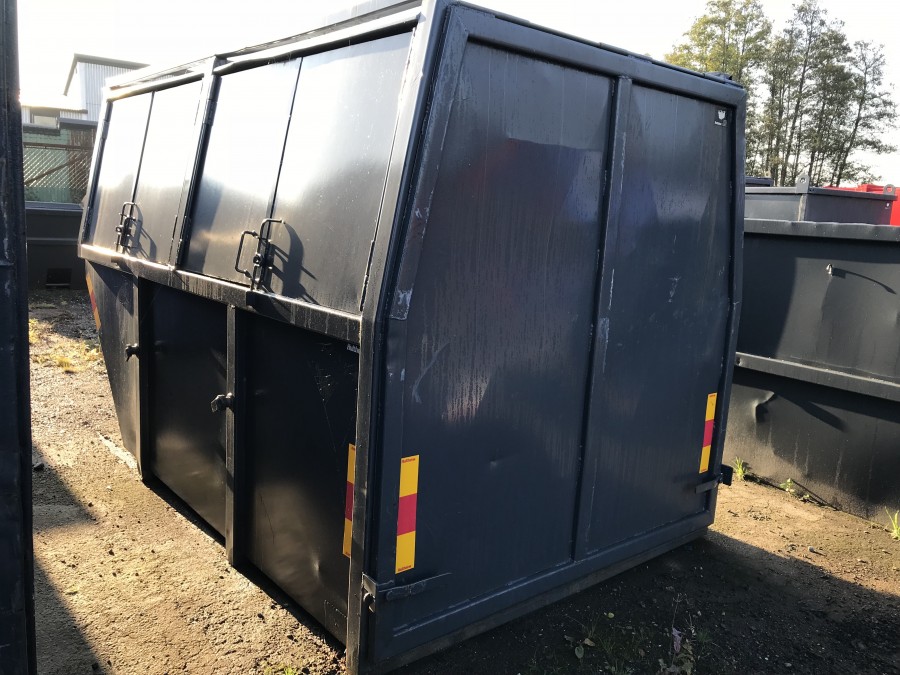Täckt liftdumper 10 kubik