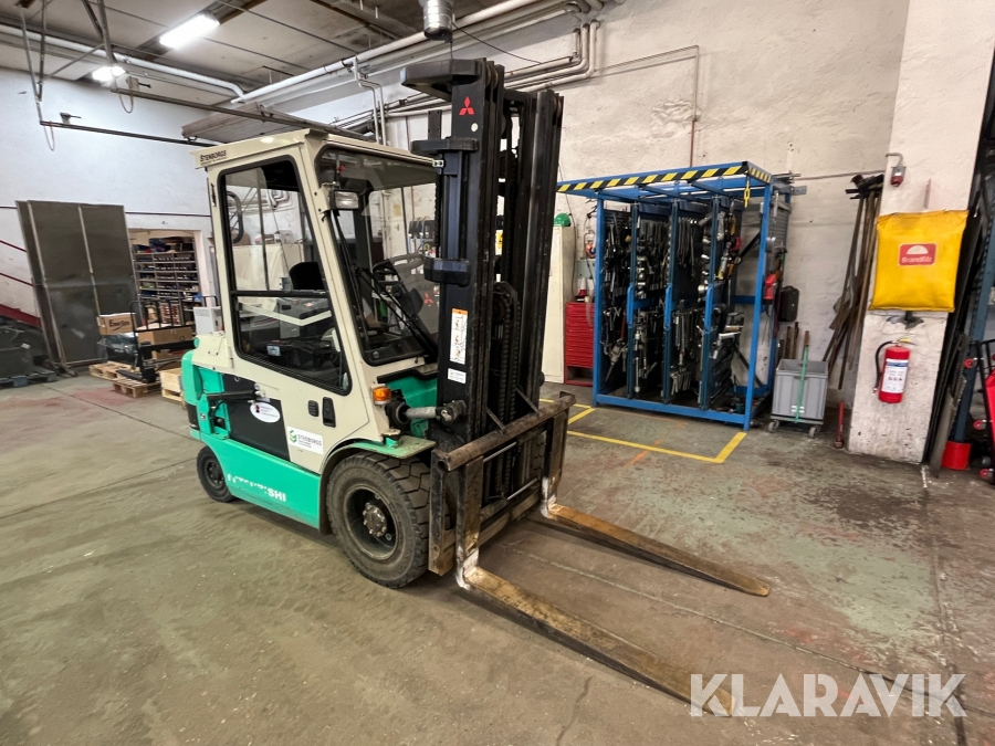 Truck Mitsubishi FB35K-PAC