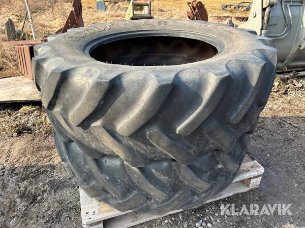 Traktordäck Good Year DT 810 Radial 2 st