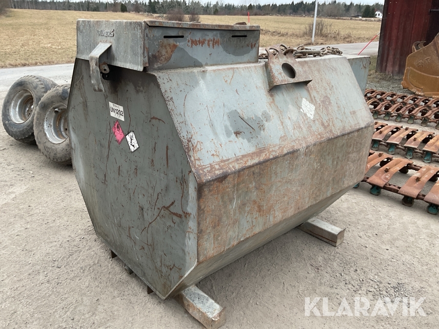 Entreprenadtank 2000L