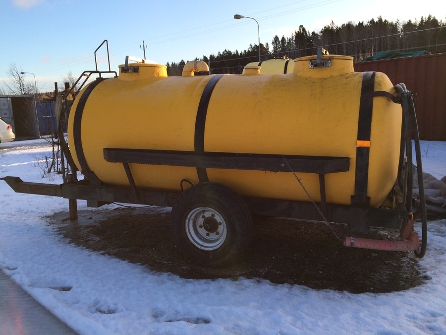 Tankvagn Vagn med tank ca 5-6 Kubik