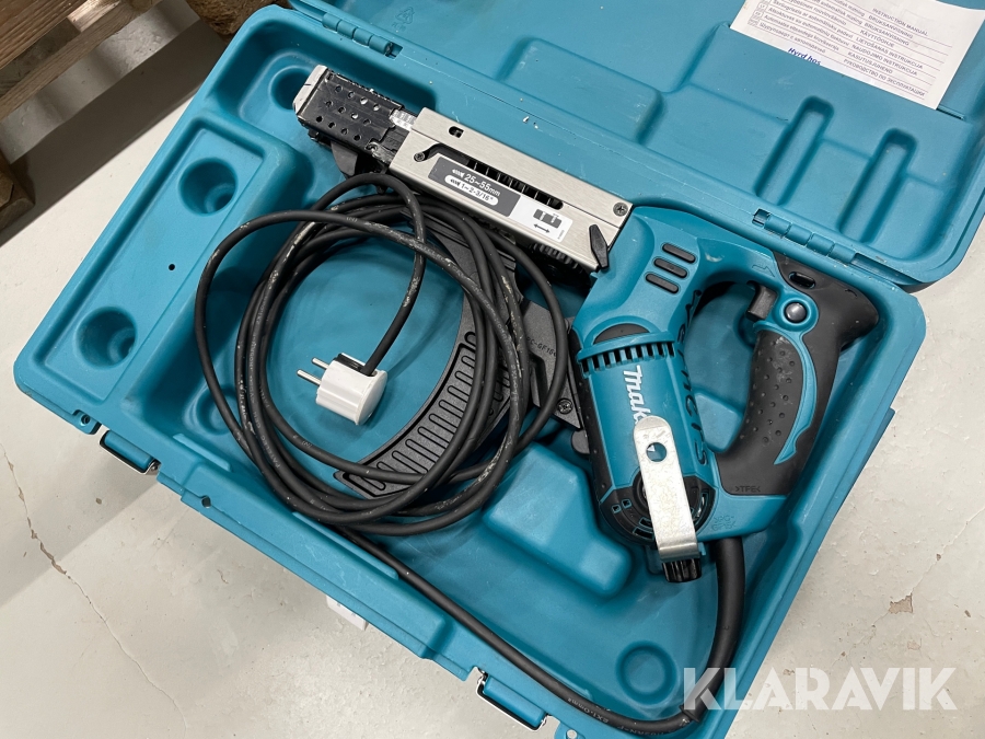 Skruvautomat Makita 6842