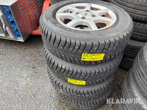 Bildäck+fälg Barum Norpolaris - 175/70R 13 4 st