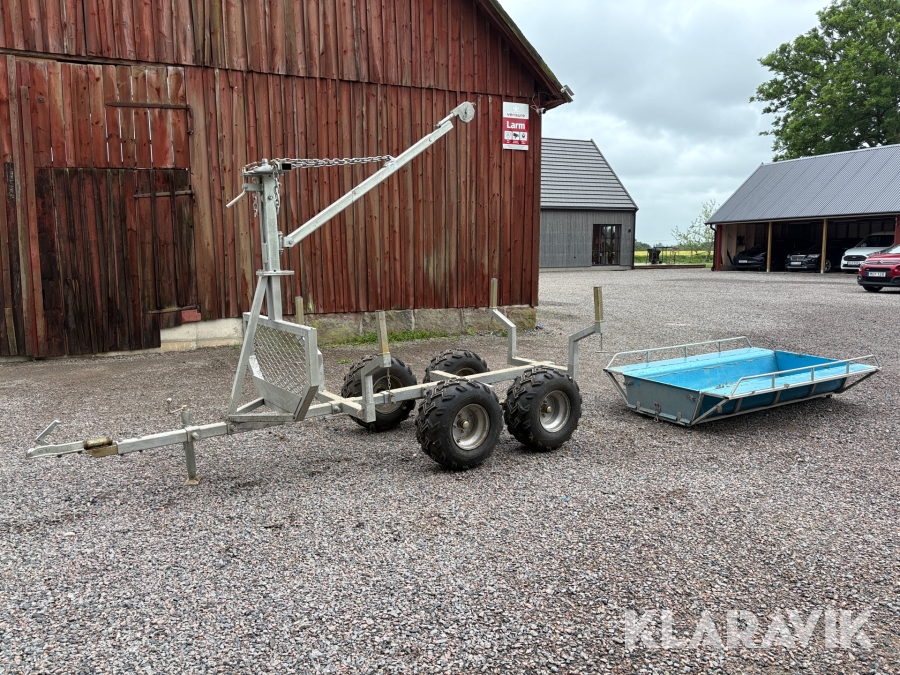 ATV Timmervagn med insatsflak och kranarm