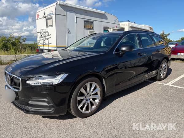 Volvo V90 B4 Momentum Adv Edition