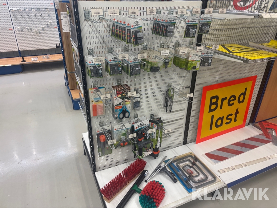 Parti med trädgårdstillbehör