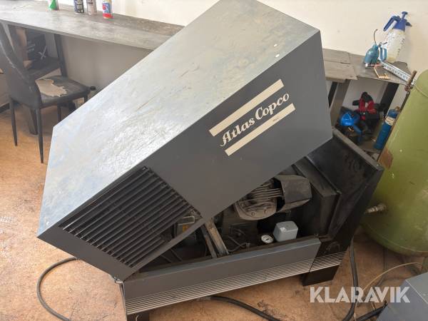 Kompressor Atlas Copco LE 7 med tank och avfuktare