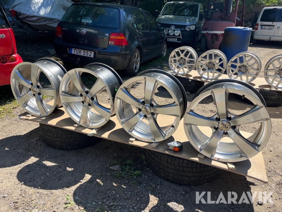 Fälgar 4 st BM Racing 17
